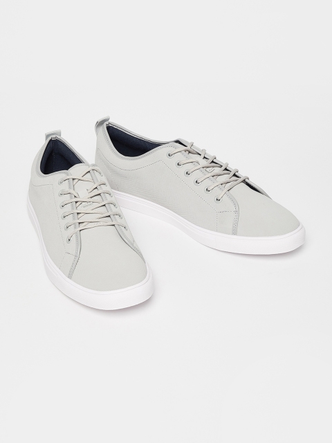 

Forca by Lifestyle Men Grey Sneakers