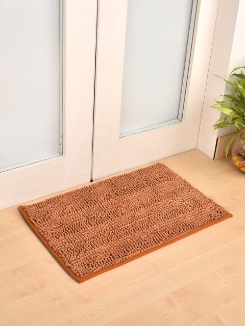 

Ariana Beige Solid Luxury Chenille Anti-Skid Bath Rug