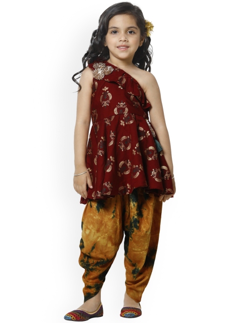 

LilPicks Girls Maroon & Beige Printed Kurta with Dhoti Pants