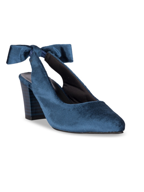 

Kraft Cellar Women Blue Solid Velvet Pumps