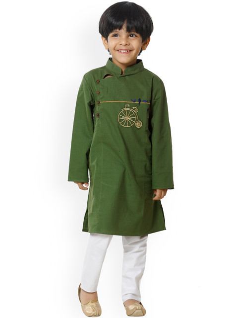 

LilPicks Boys Green & White Embroidered Kurta with Pyjamas