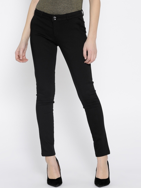 

Xpose Women Black Slim Fit Mid-Rise Clean Look Stretchable Jeans