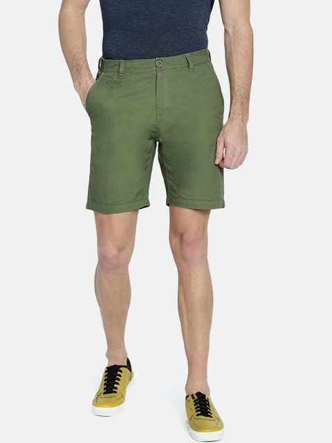 

Breakbounce Men Green Solid Regular Shorts