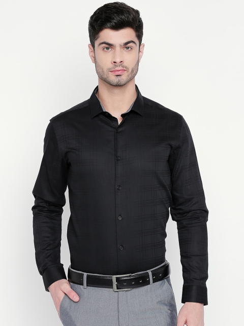 

RICHARD PARKER by Pantaloons Men Black Slim Fit Checked Party Shirt