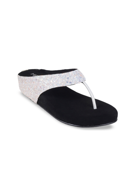 

Metro Girls White Textured Heels
