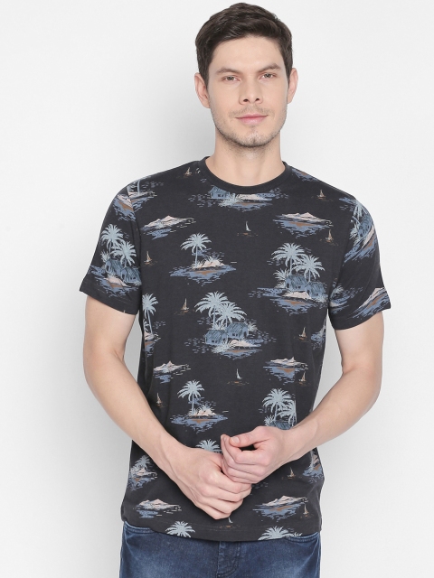 

Basics Men Grey Printed Round Neck T-shirt