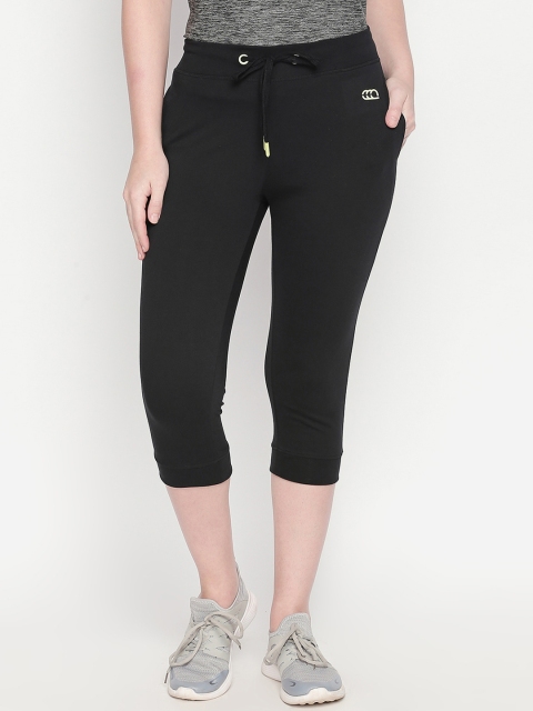 Ajile by Pantaloons Women Black Solid Regular Fit Capris