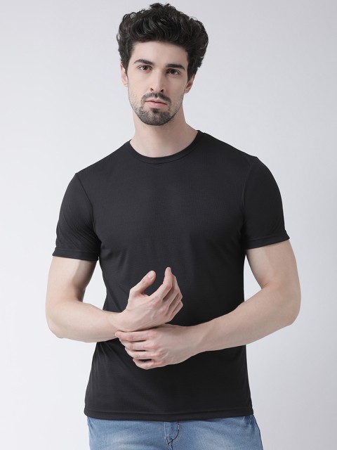 

Friskers Men Black Solid Round Neck Slim Fit T-shirt