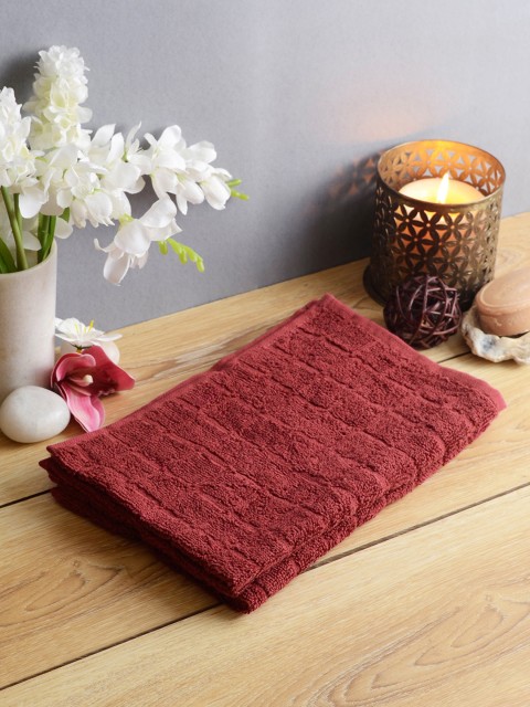 

Softweave Men Set Of 2 Self Design 280 GSM Hand Towels, Maroon
