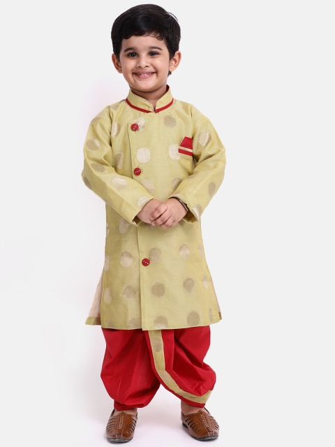 

BownBee Boys Green & Red Self Design Kurta with Dhoti Pants