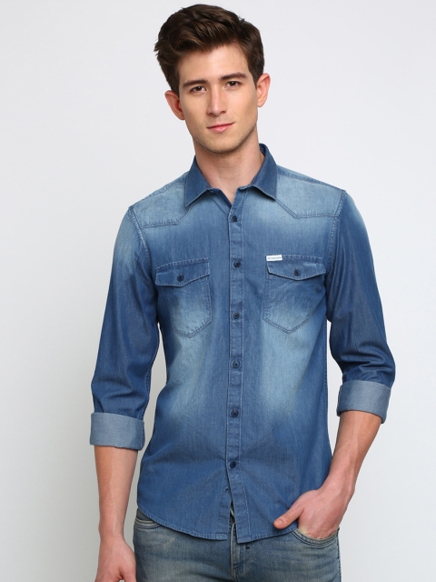 

Crocodile Men Blue Slim Fit Faded Casual Shirt