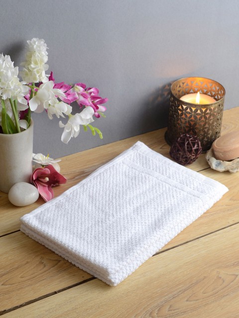 

Softweave Pack of 2 White GSM 350 Hand Towels