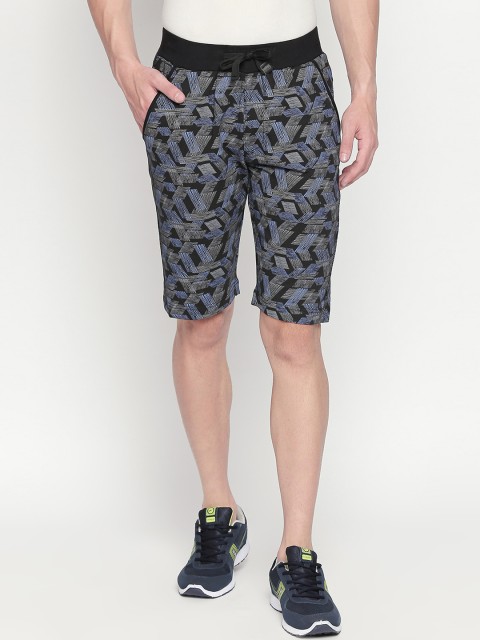 

beevee Men Black Printed Regular Fit Shorts