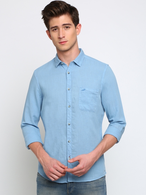 

Crocodile Men Blue Slim Fit Solid Casual Shirt