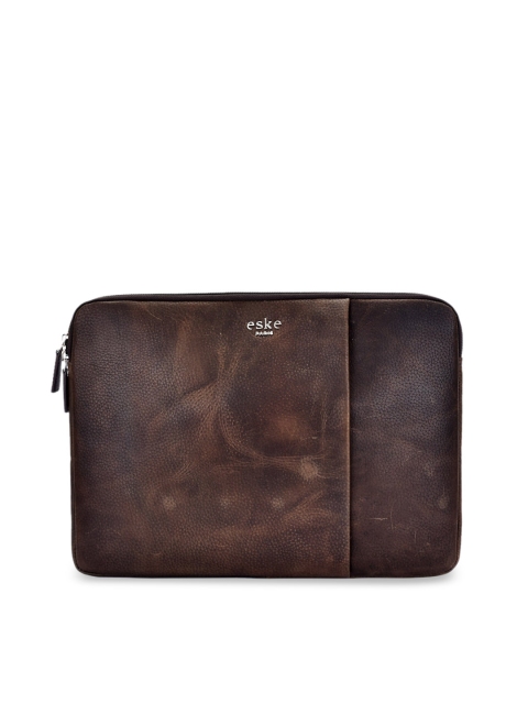 

Eske Men Brown Textured Leather Laptop Sleeve