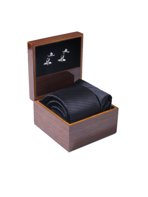 

Alvaro Castagnino Men Black & Silver-Toned Accessory Gift Set