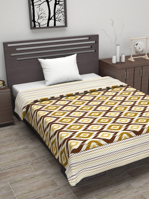 

Divine Casa Beige & Brown Abstract AC Room 110 GSM Single Bed Dohar