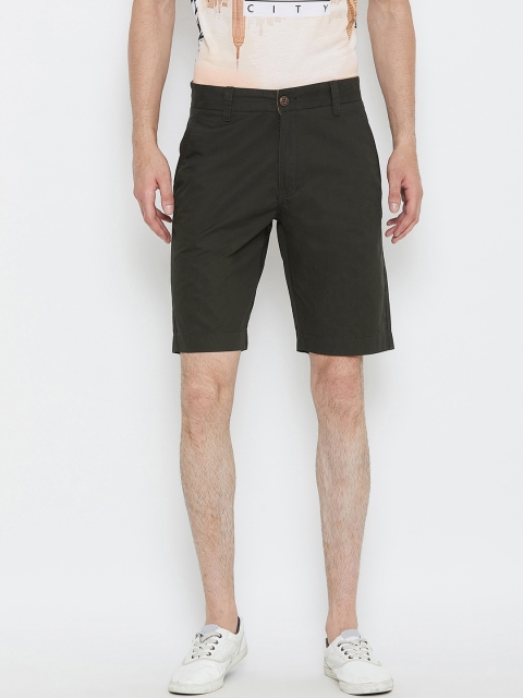 

Wear Your Mind Men Green Solid Regular Fit Regular Shorts