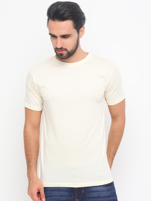 

Bushirt Men Cream-Coloured Solid Round Neck T-shirt
