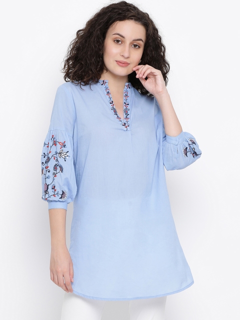 

Oxolloxo Women Blue Solid Tunic