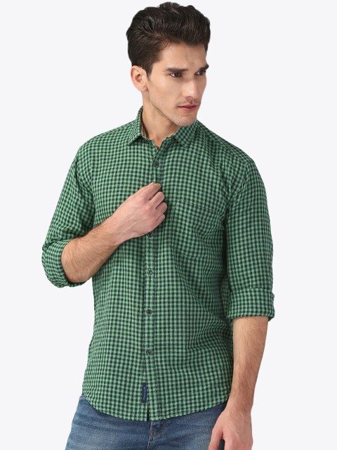 

CAVALLO by Linen Club Men Green & Black Regular Fit Checked Casual Shirt