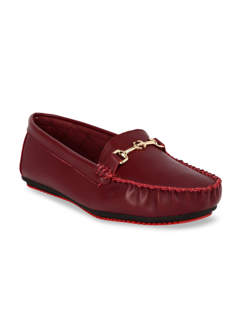 

Flat n Heels Women Maroon Solid Horsebit Loafers