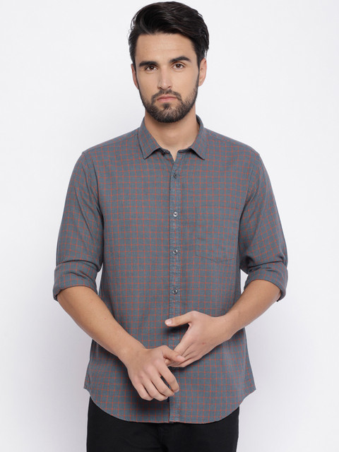 

CAVALLO by Linen Club Men Cotton Linen Grey & Orange Regular Fit Checked Casual Shirt