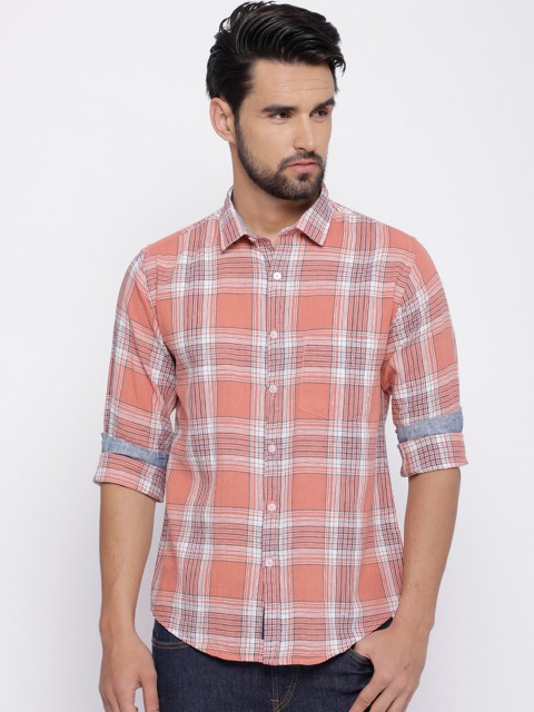 

CAVALLO by Linen Club Men Orange Regular Fit Checked Casual Shirt