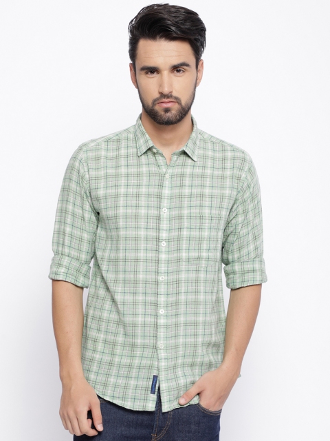 

CAVALLO by Linen Club Men Cotton Linen Green Regular Fit Checked Casual Shirt