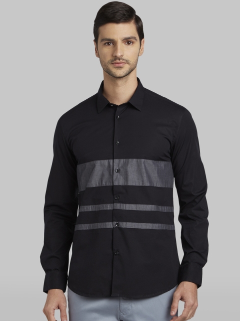 

Parx Men Black Regular Fit Striped Casual Shirt