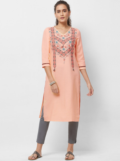 

Naari Women Peach-Coloured Floral Embroidered Straight Kurta