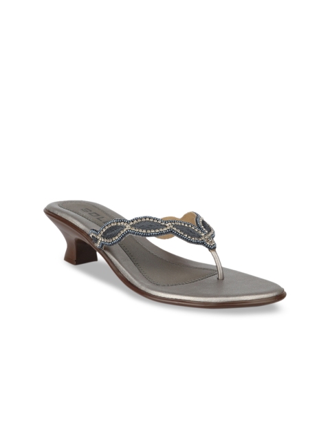 

SOLES Women Grey Textured Embellished Heels