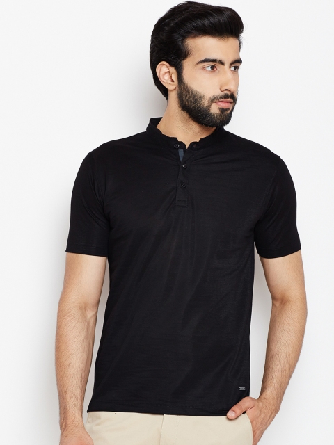

Crimsoune Club Men Black Solid Mandarin Collar T-shirt
