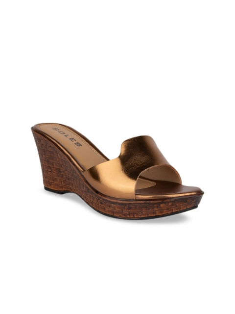 

SOLES Women Bronze-Toned Solid Sandals