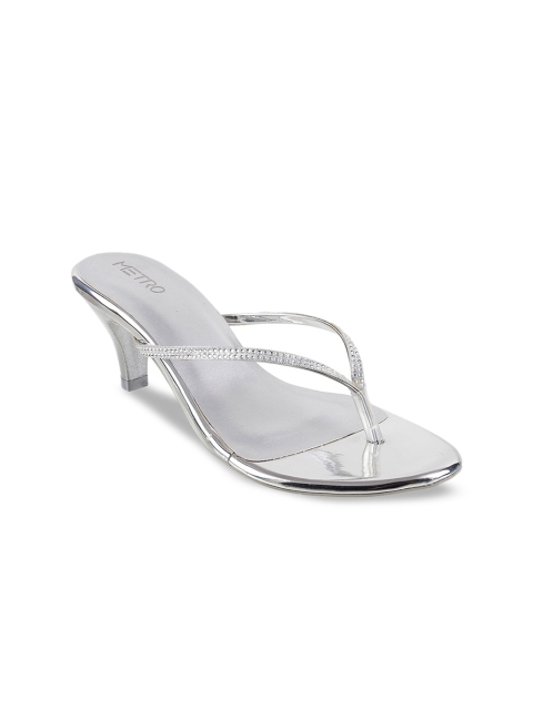 

Metro Women Silver-Toned Solid Stilettos