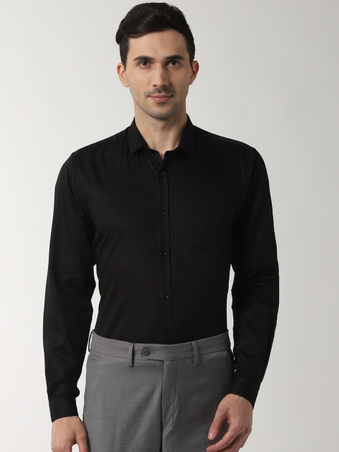 

Peter England Men Black Regular Fit Solid Formal Shirt