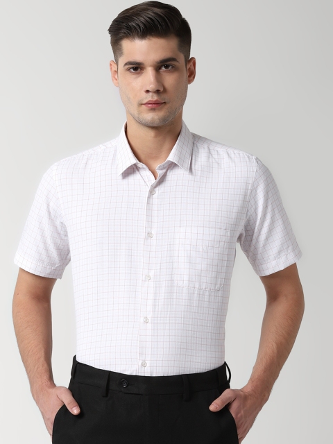 

Peter England Men White Regular Fit Checked Formal Shirt