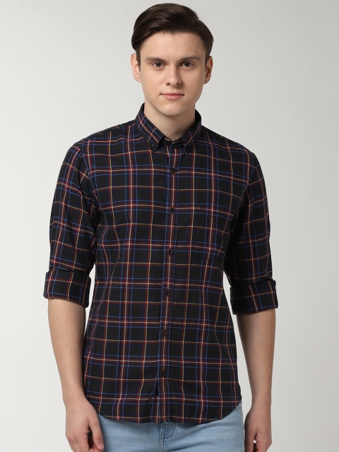 

Peter England Casuals Men Black & Red Slim Fit Checked Casual Shirt