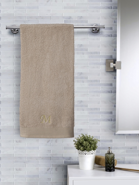

MASPAR Beige Solid 550 GSM M Monograme Cotton Bath Towel