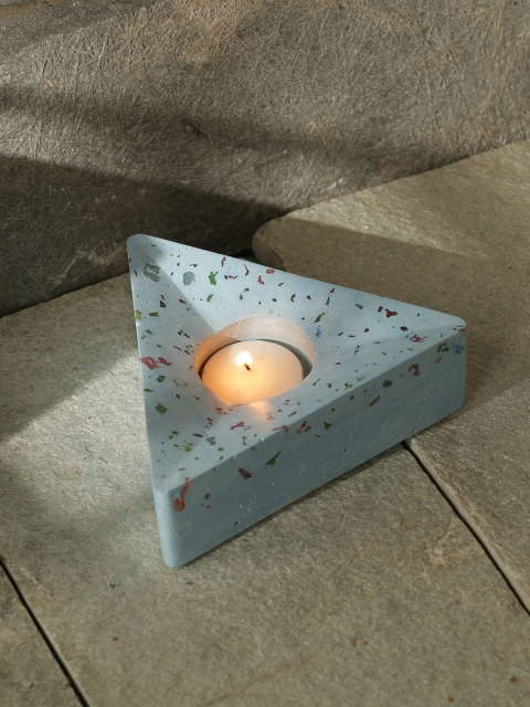 

ExclusiveLane Blue Handcrafted Concrete Tea Light Holder