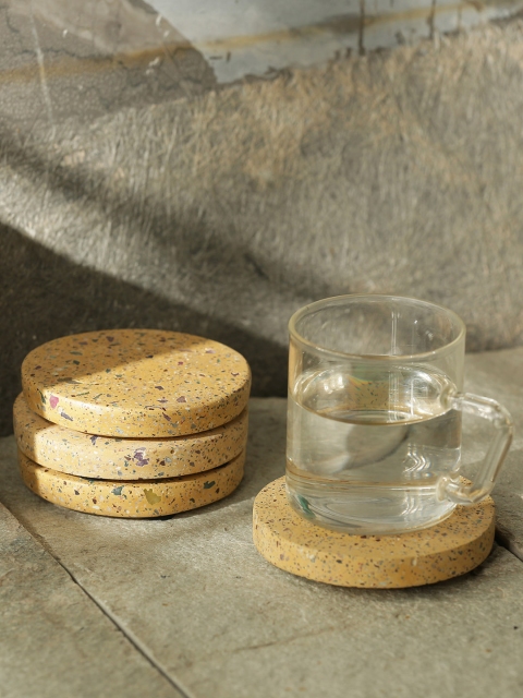 

ExclusiveLane Set of 4 Yellow Handcrafted Coasters