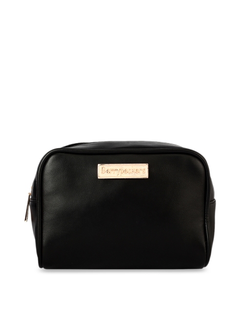 

Berrypeckers Black Solid Clutch