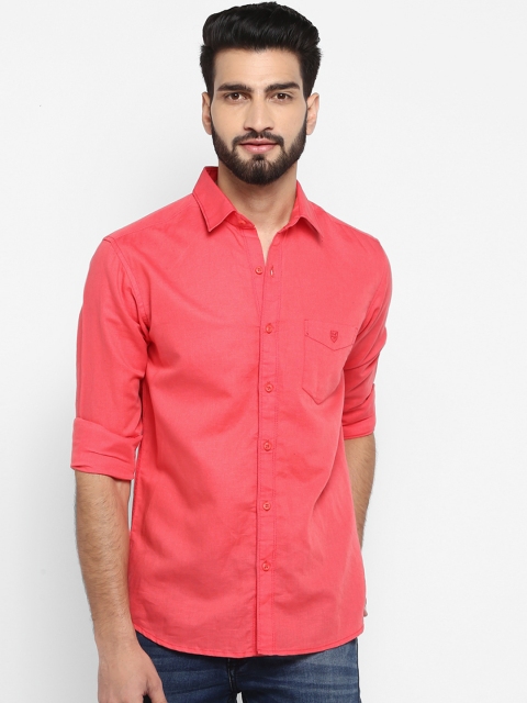 

Mufti Men Red Regular Fit Solid Casual Shirt