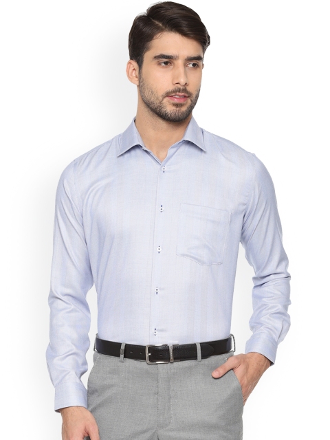 

Van Heusen Men Blue Regular Fit Solid Formal Shirt