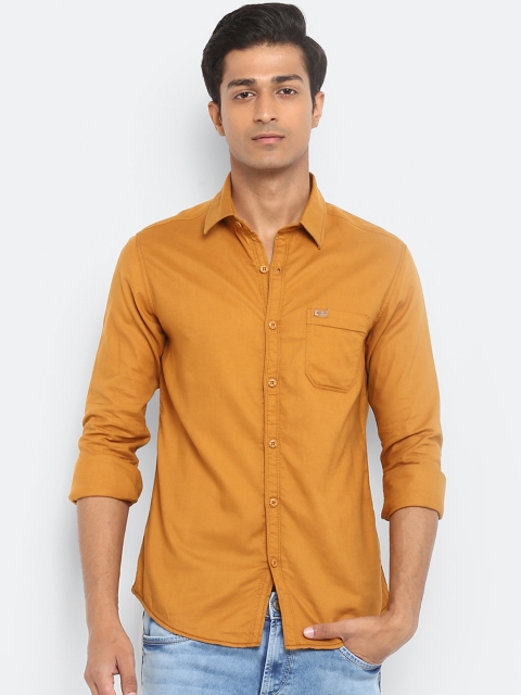 

Mufti Men Mustard Regular Fit Solid Casual Shirt
