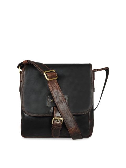 

CALFNERO Men Brown Solid Leather Messenger Bag