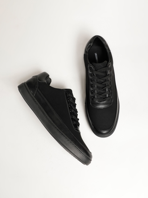 

LOCOMOTIVE Men Black Solid Sneakers
