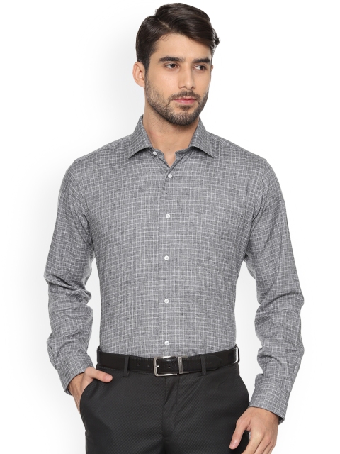 

Van Heusen Men Grey Custom Boxy Checked Formal Shirt