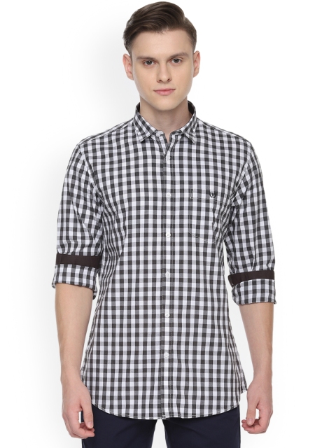 

Van Heusen Sport Men Grey & White Tight Slim Fit Checked Casual Shirt
