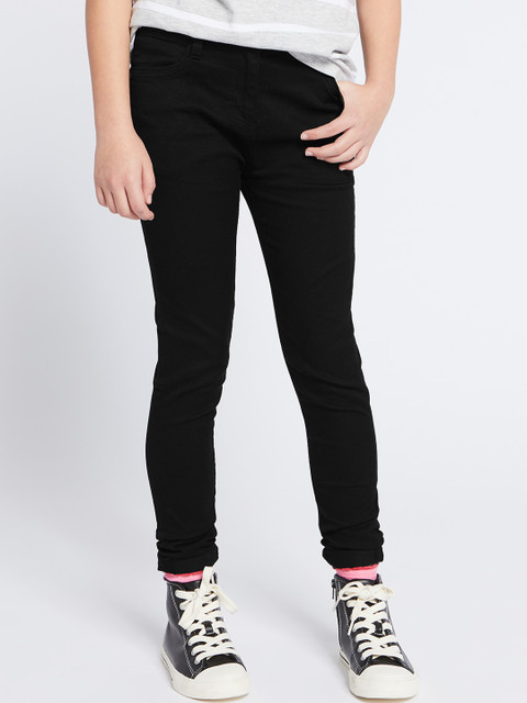 

Marks & Spencer Girls Black Regular Fit Mid-Rise Clean Look Stretchable Jeans